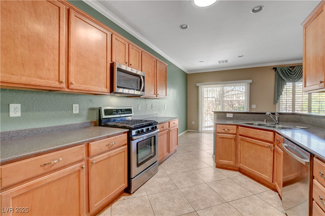 7556 Wingspread Street Property Photo 16