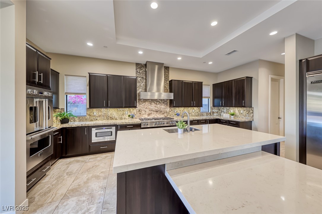 72 Bella Lago Avenue Property Photo 14