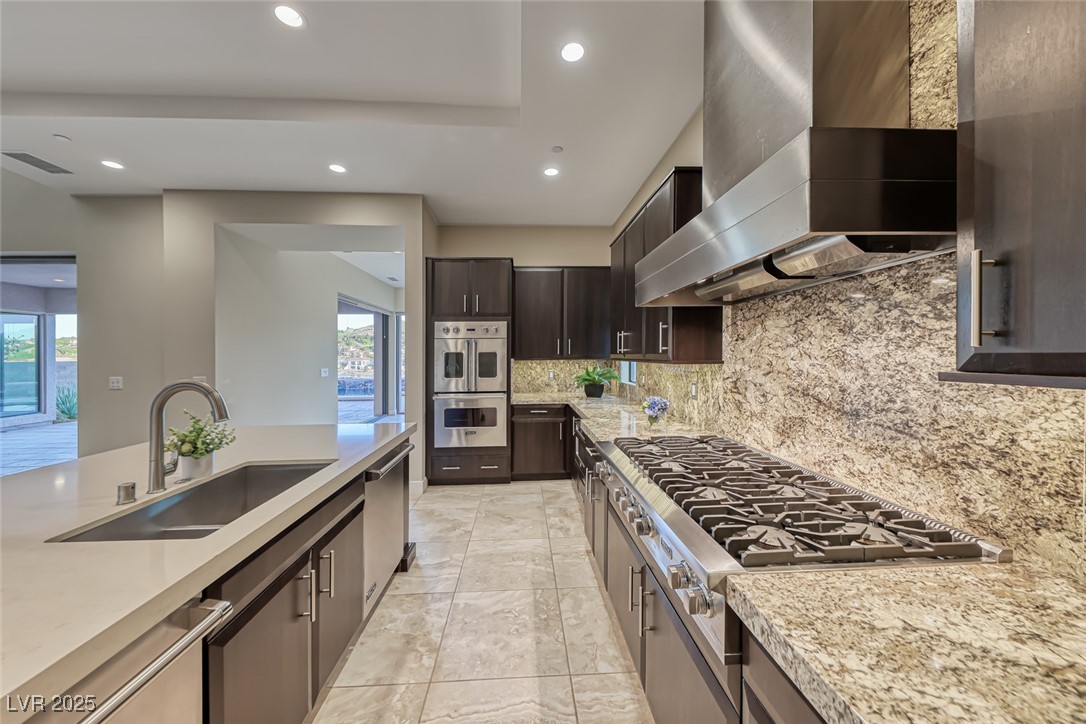 72 Bella Lago Avenue Property Photo 16