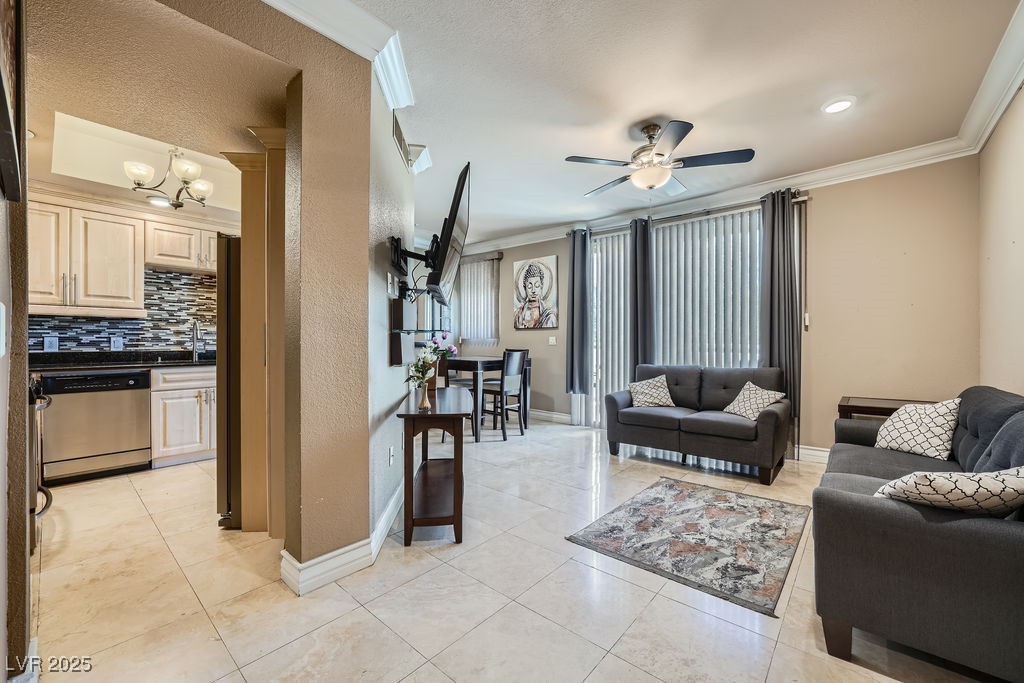 220 East Flamingo Road 402 Property Photo 7