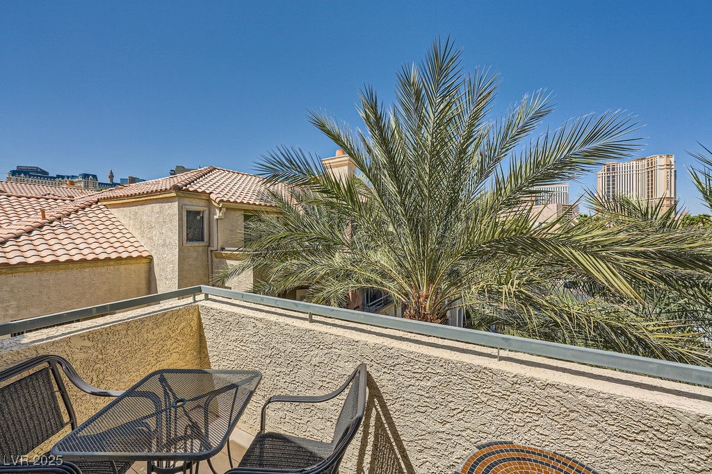 220 East Flamingo Road 402 Property Photo 24