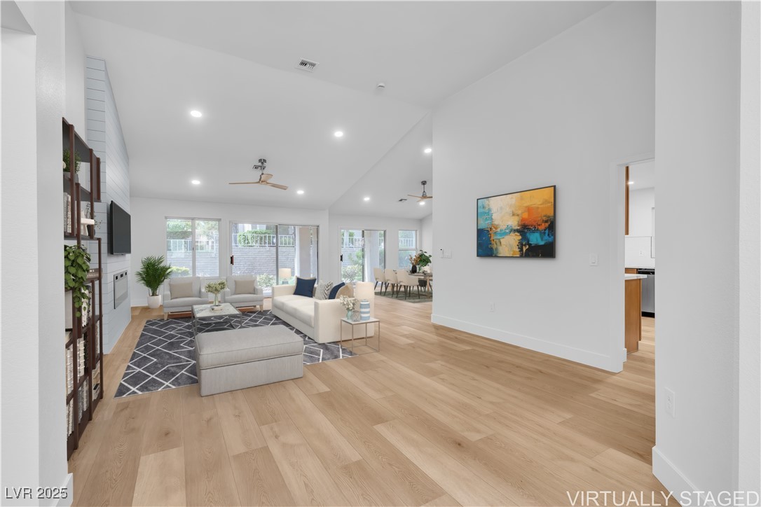 8537 Glenmount Drive Property Photo 3