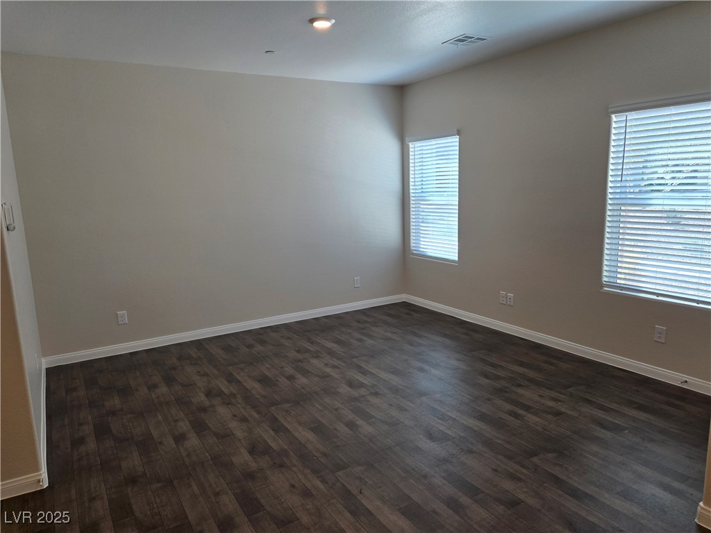 531 Thistleberry Avenue Property Photo 9