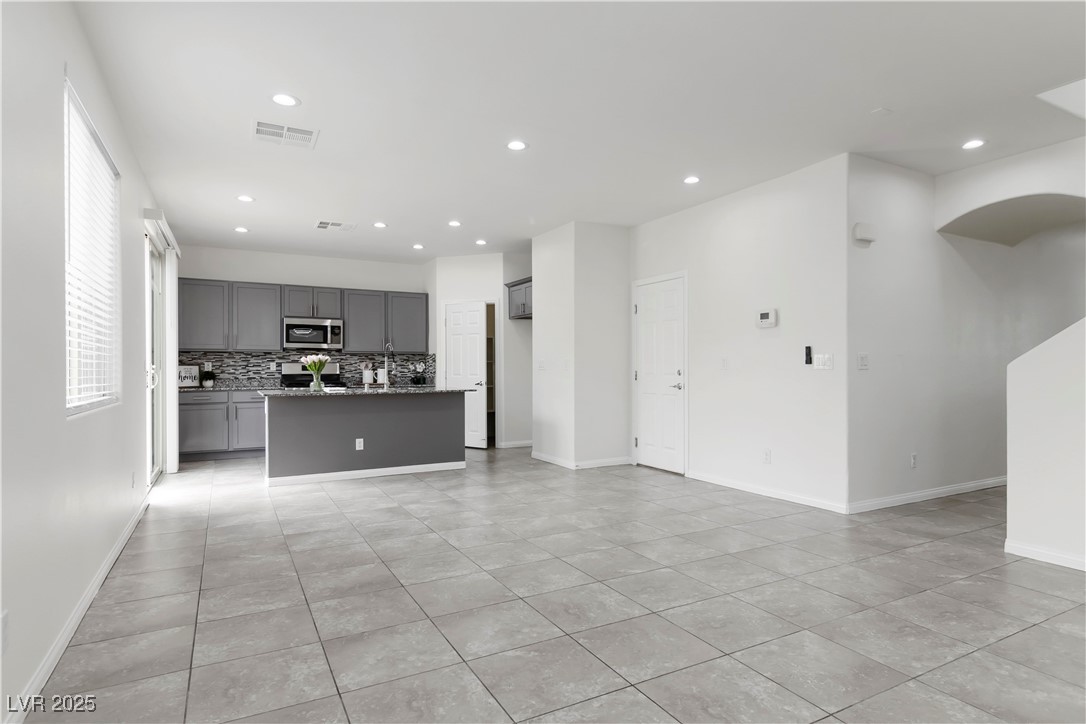 5317 Golden Melody Lane Property Photo 9