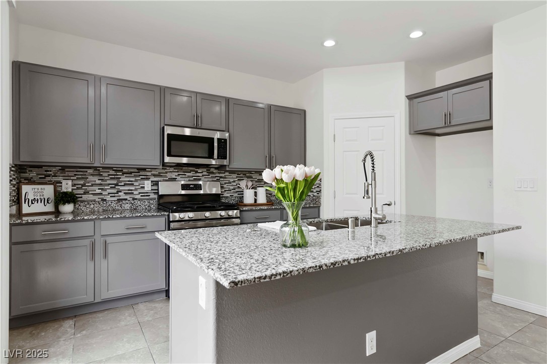 5317 Golden Melody Lane Property Photo 11