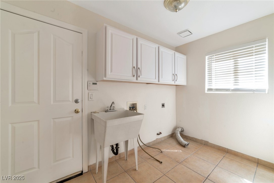 121 Golf Course Street Property Photo 5
