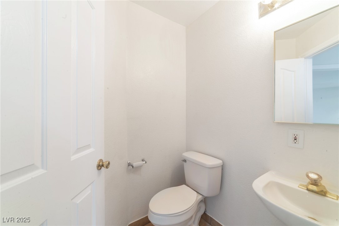 121 Golf Course Street Property Photo 11