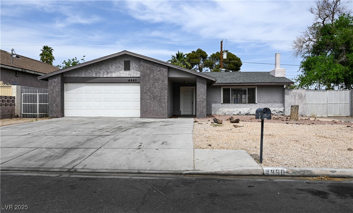 4960 Mohave Avenue Property Photo
