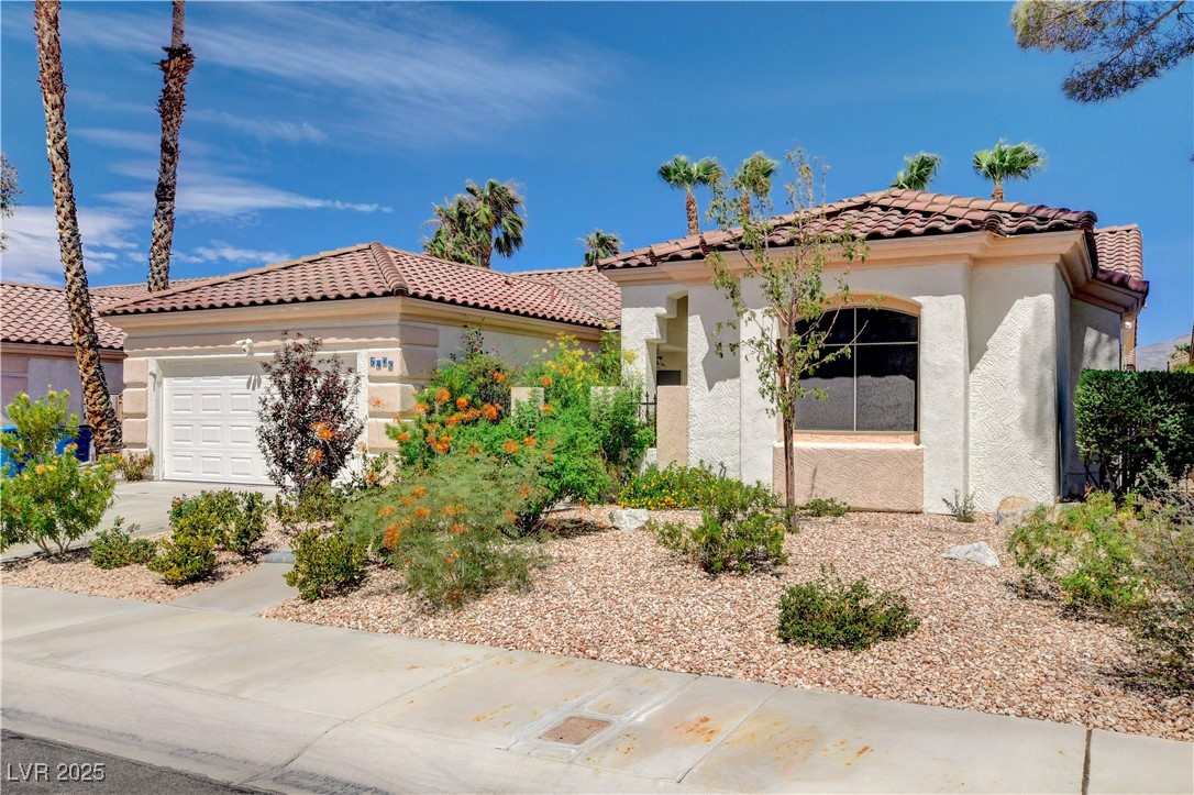 2672899 Property Photo 1