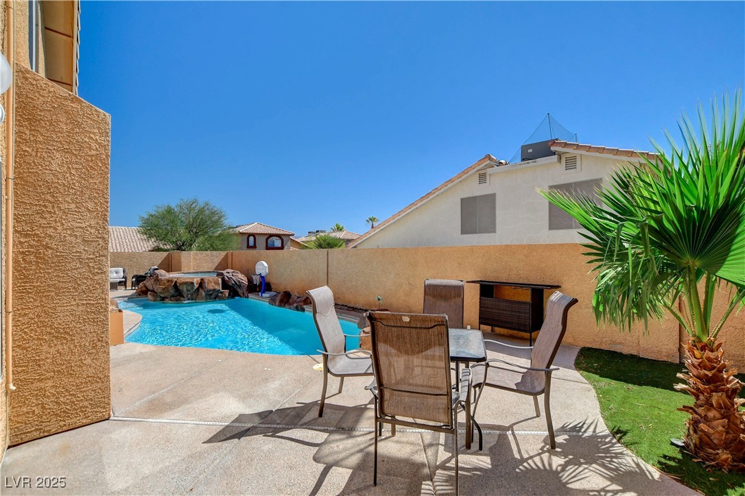 Property Photo 38