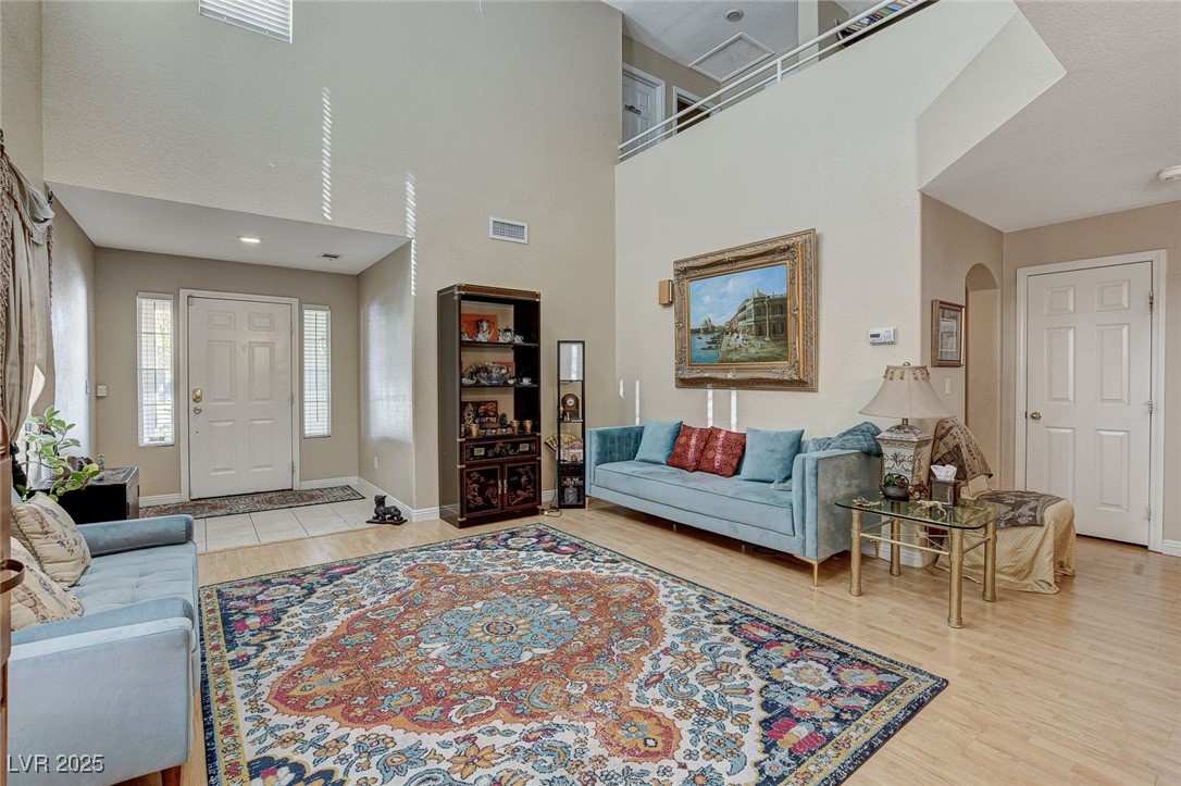 1348 Calle Montery Street Property Photo 8