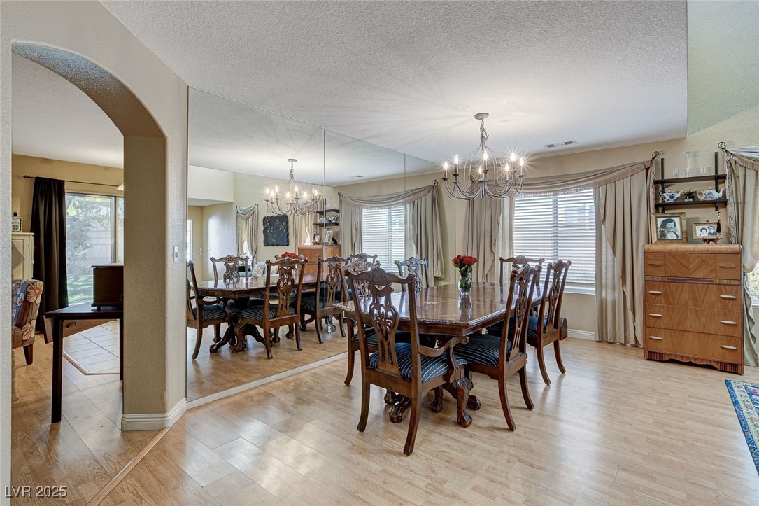 1348 Calle Montery Street Property Photo 14