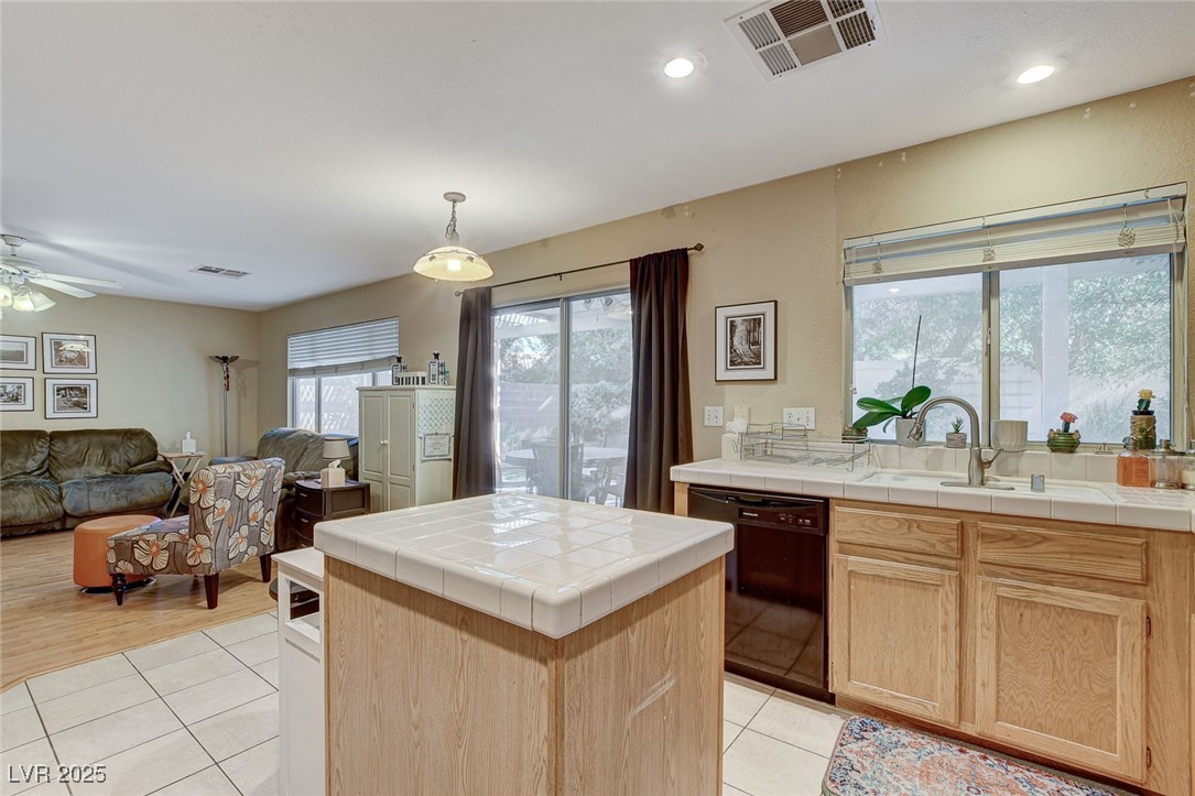 1348 Calle Montery Street Property Photo 22
