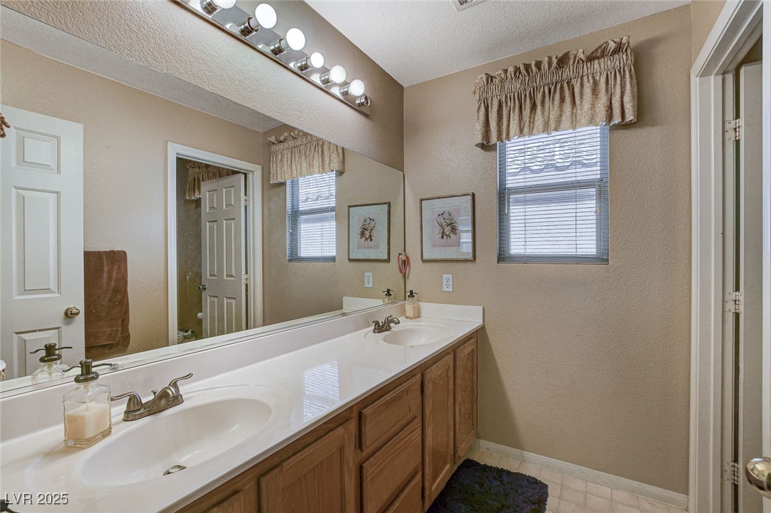 1348 Calle Montery Street Property Photo 38
