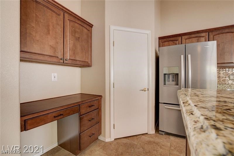 529 Trocadero Street Property Photo 16