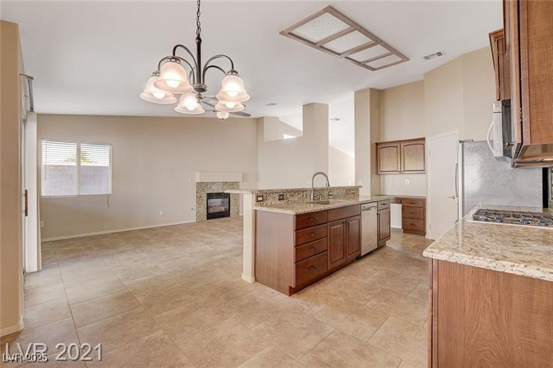529 Trocadero Street Property Photo 18