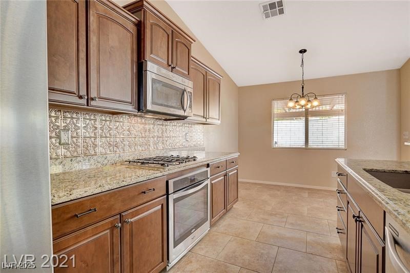 529 Trocadero Street Property Photo 22