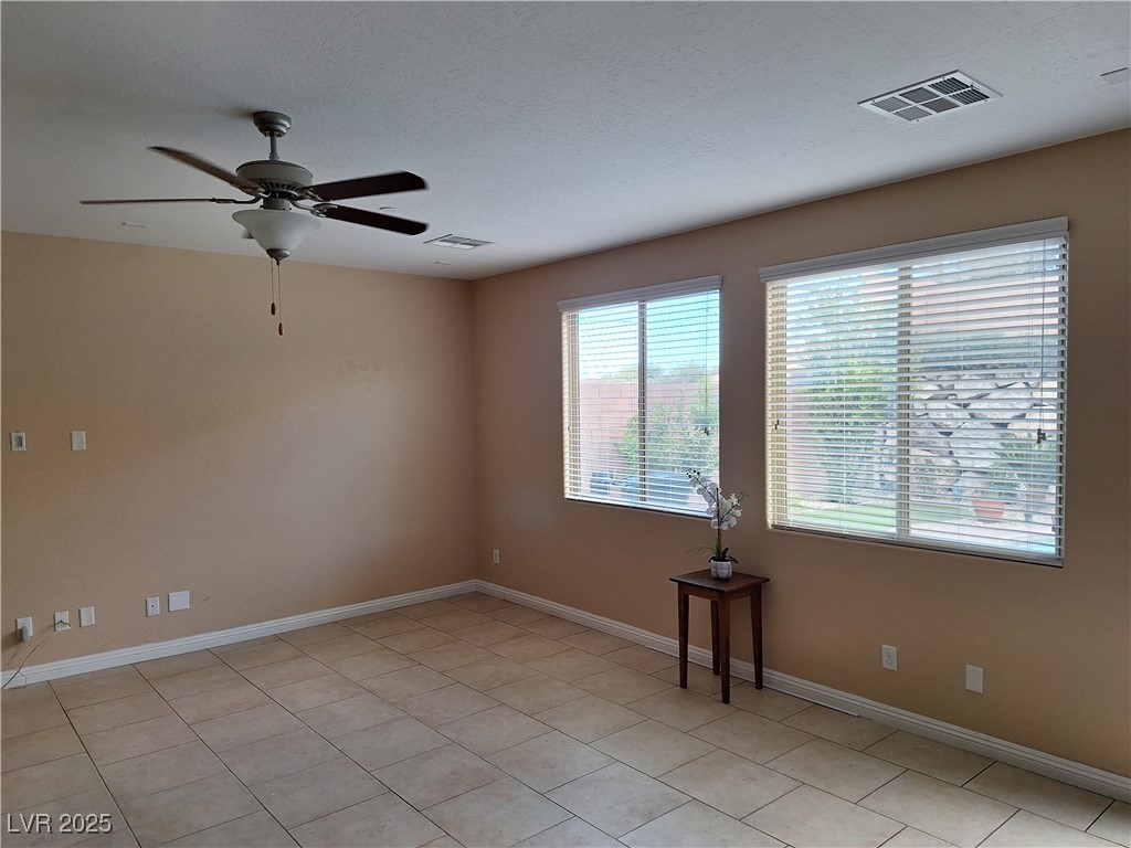 320 Summit Shadow Street Property Photo 10