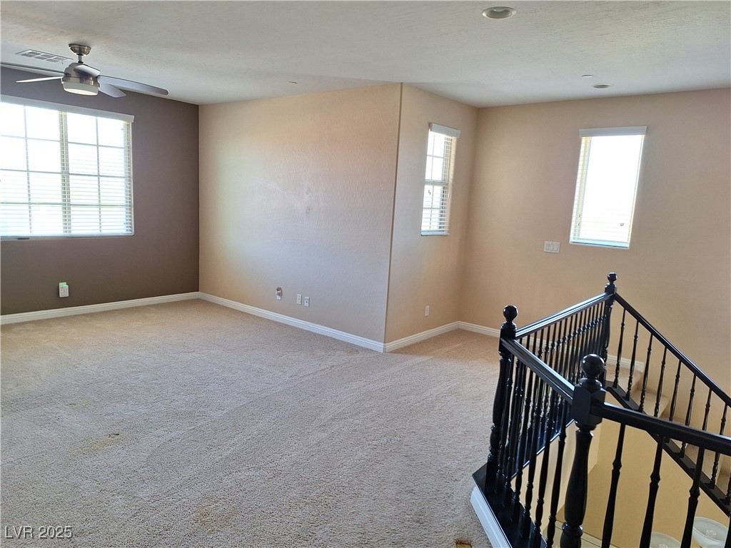 320 Summit Shadow Street Property Photo 14