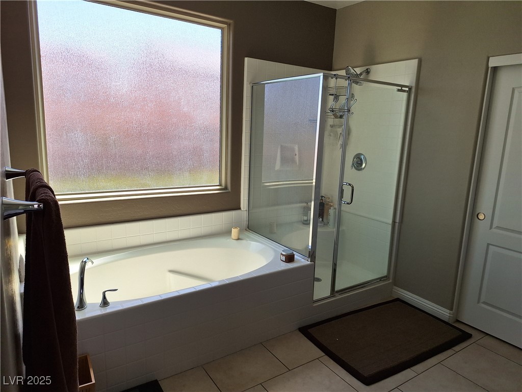 320 Summit Shadow Street Property Photo 16