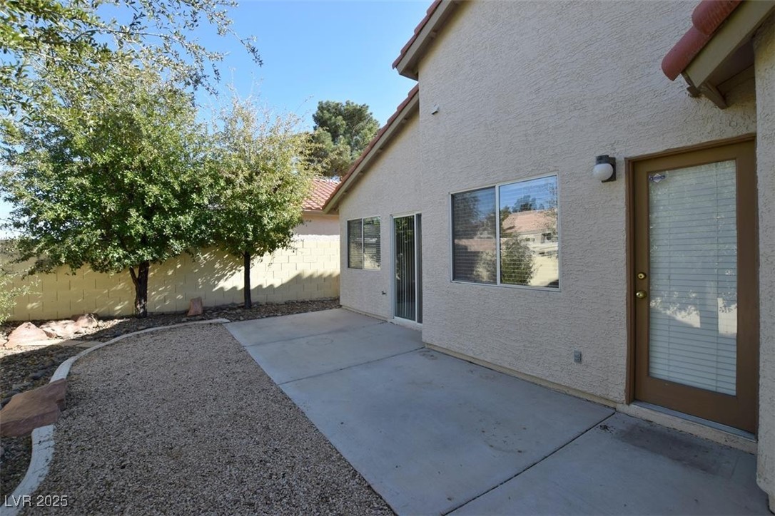 2260 Ramsgate Drive - Property Photo 34