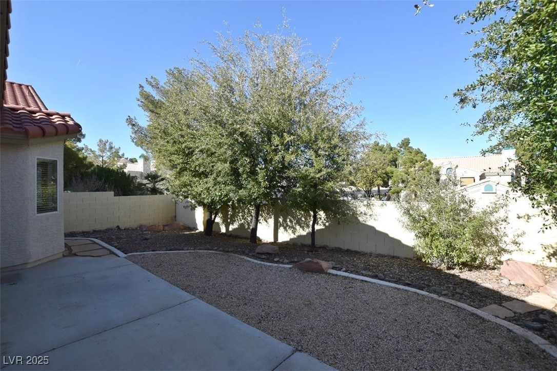 2260 Ramsgate Drive - Property Photo 35