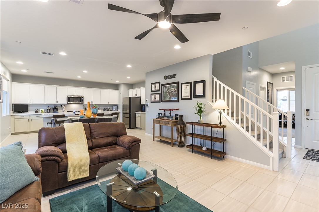 10372 Thurso Avenue Property Photo 13