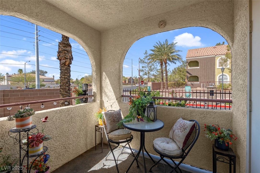 7950 West Flamingo Road 1003 Property Photo 7