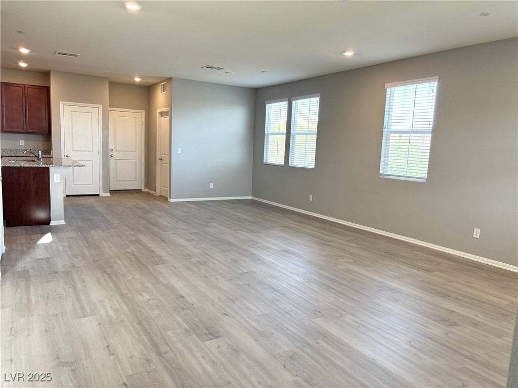 2664 Frabiele Street Property Photo 8