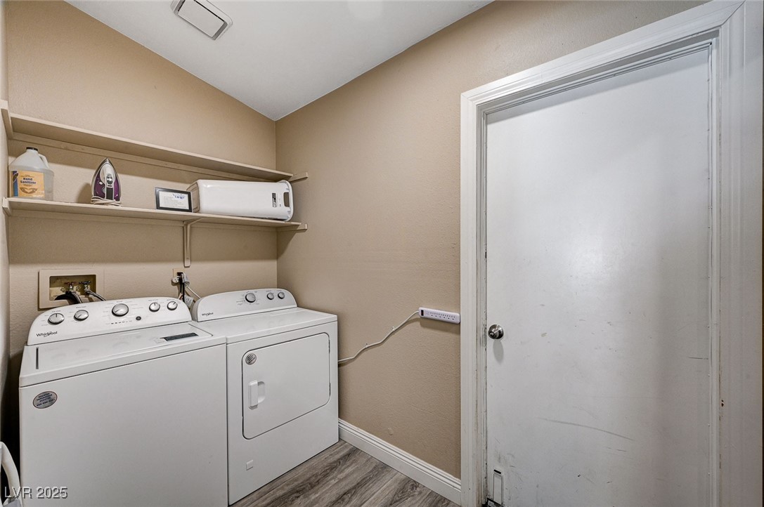 8233 Ducharme Avenue Property Photo 20
