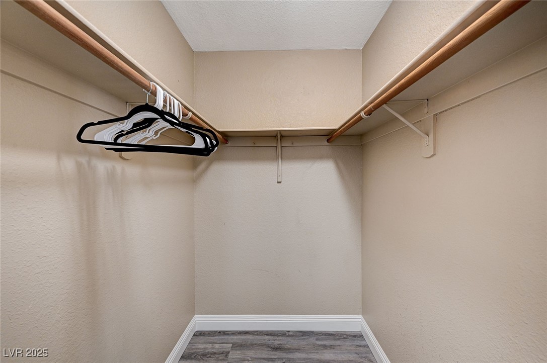 8233 Ducharme Avenue Property Photo 31