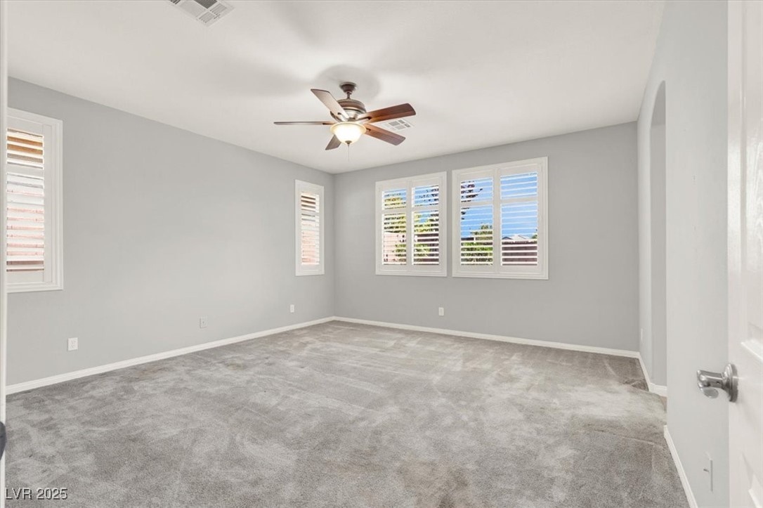 7806 Sundial Peak Street Property Photo 6