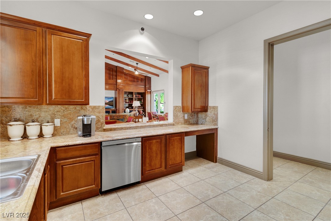 7806 Sundial Peak Street Property Photo 65