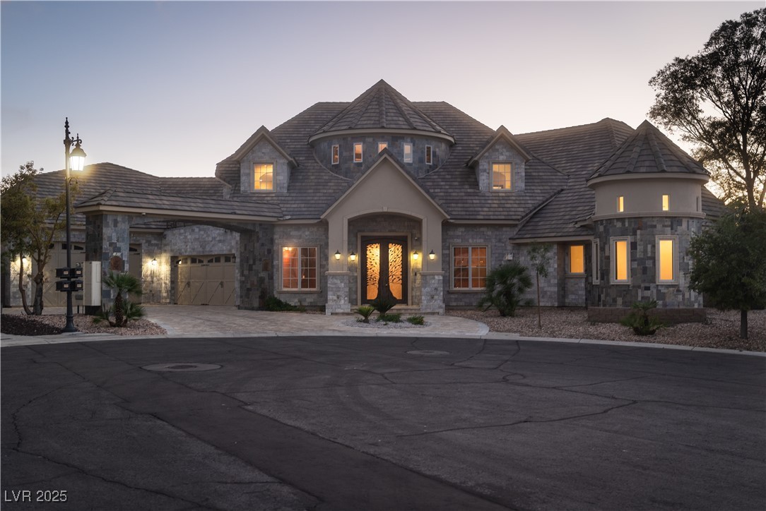 1800 Melfi Court Property Photo 3