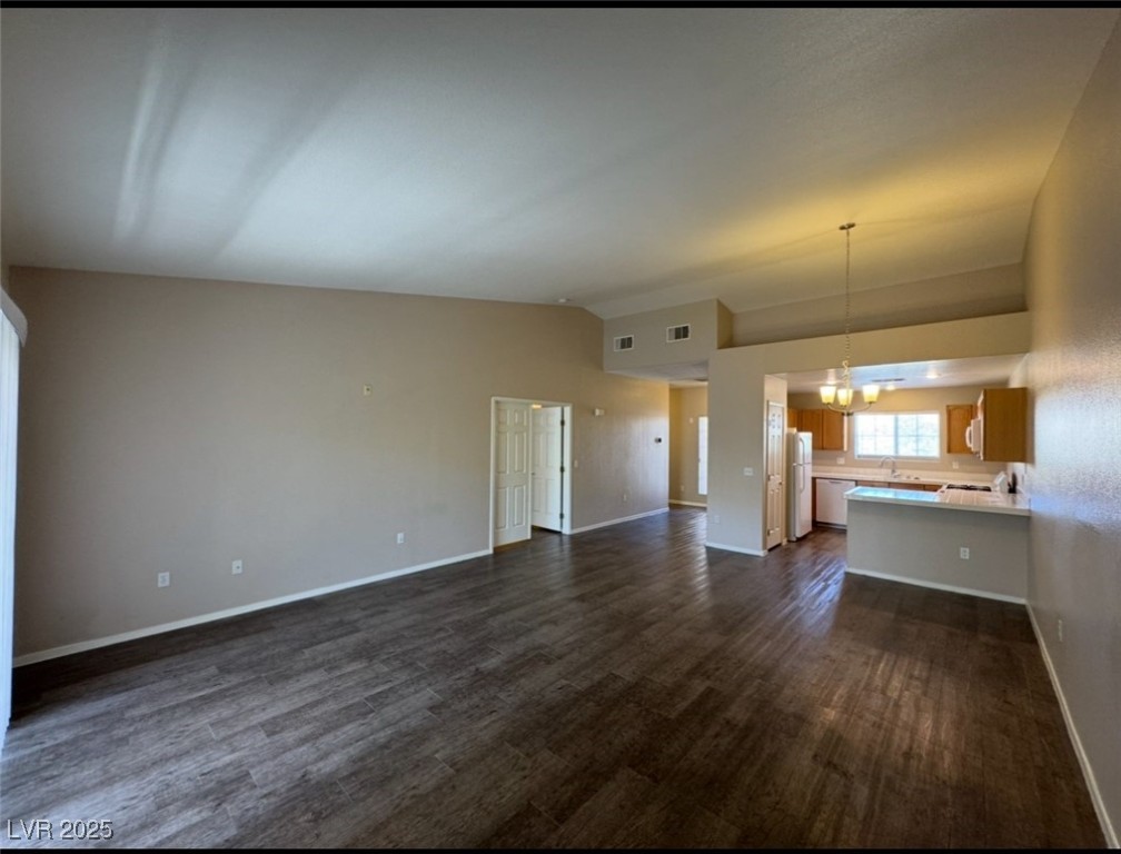 10525 Autumn Pine Avenue 204 Property Photo 11