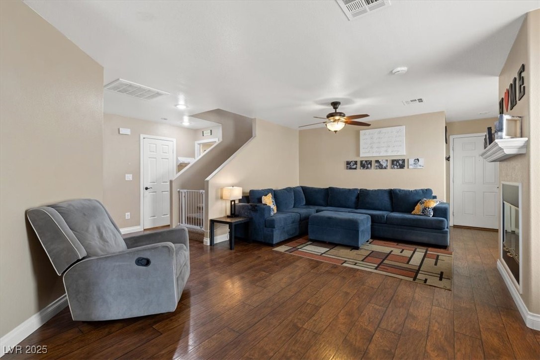 8728 Palomino Ranch Street Property Photo 10