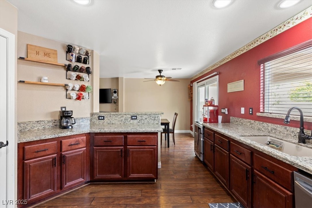 8728 Palomino Ranch Street Property Photo 15