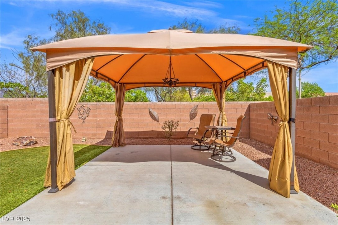 8728 Palomino Ranch Street Property Photo 30