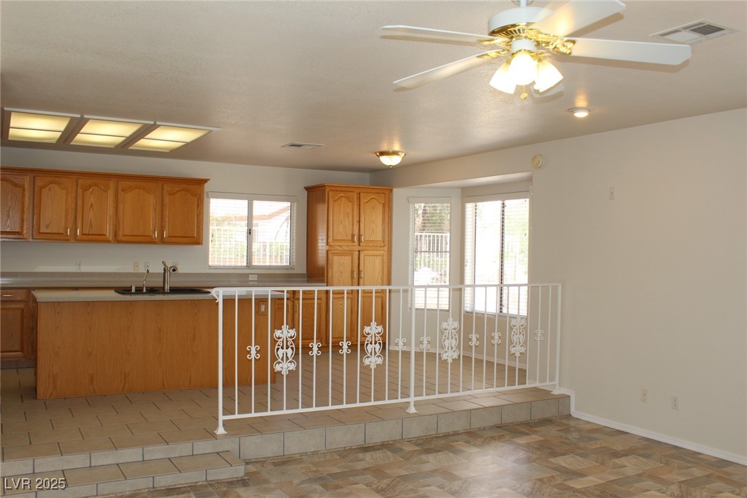 9904 Arbuckle Drive Property Photo 8