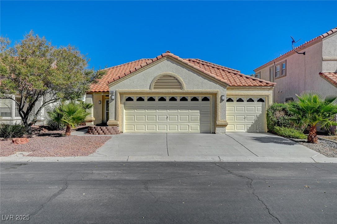 7460 Desert Flame Court Property Photo 1