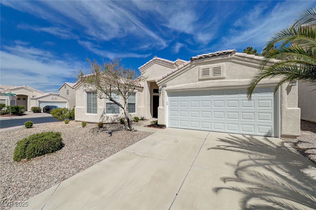 3126 Shadow Dusk Avenue Property Photo 4