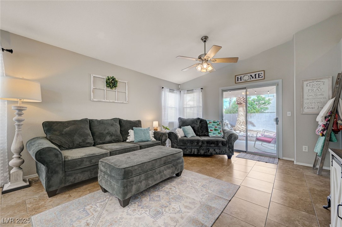 3126 Shadow Dusk Avenue Property Photo 8