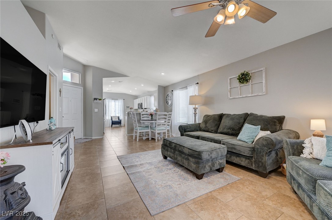 3126 Shadow Dusk Avenue Property Photo 9