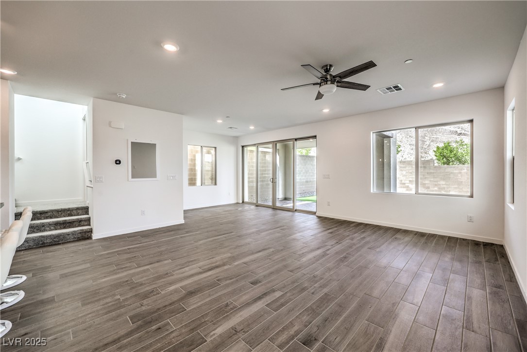 11640 Desert Hollow Avenue Property Photo 9
