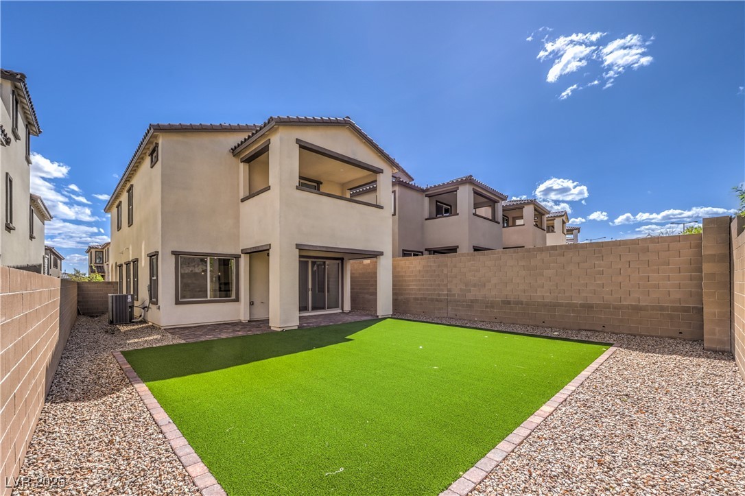 11640 Desert Hollow Avenue Property Photo 32
