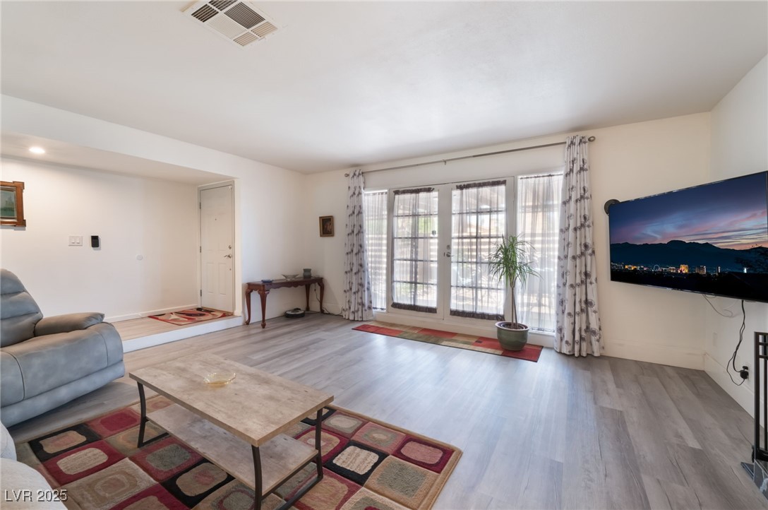 3745 Rawhide Street Property Photo 11