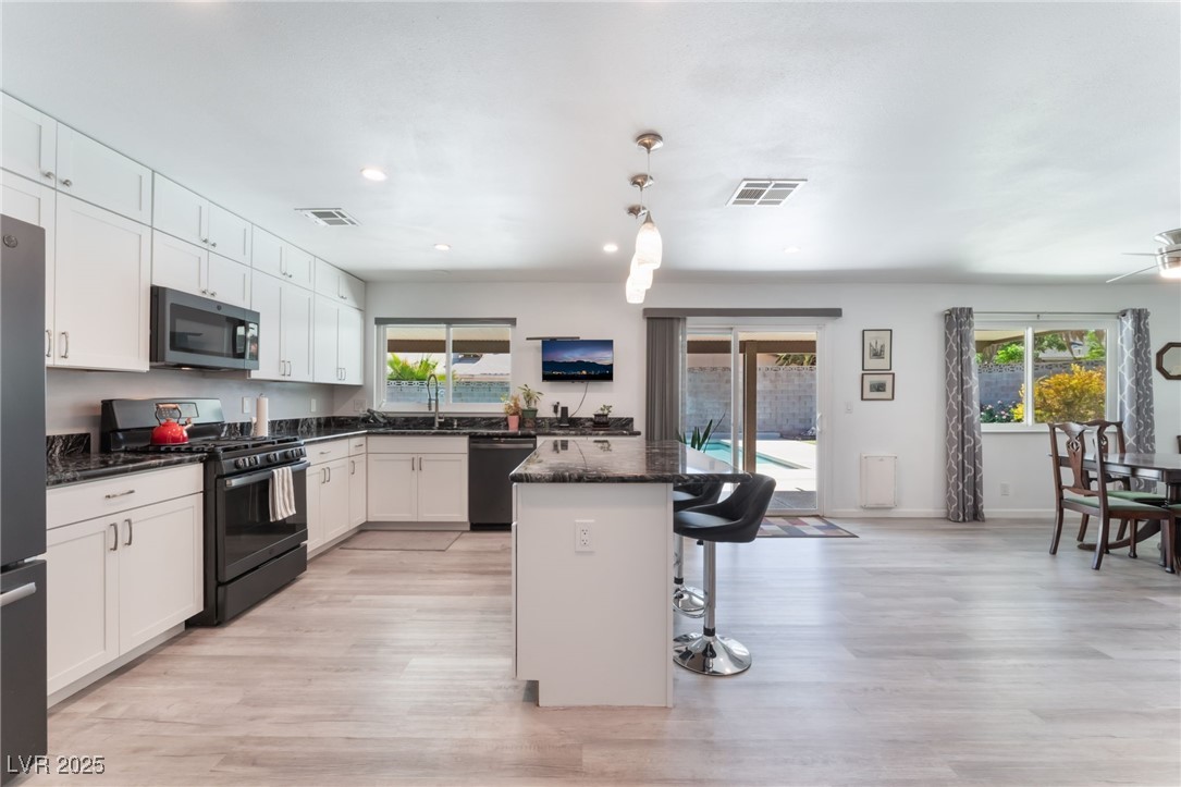 3745 Rawhide Street Property Photo 13