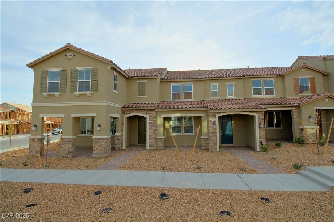 2722 Luzzi Walk Property Photo 1