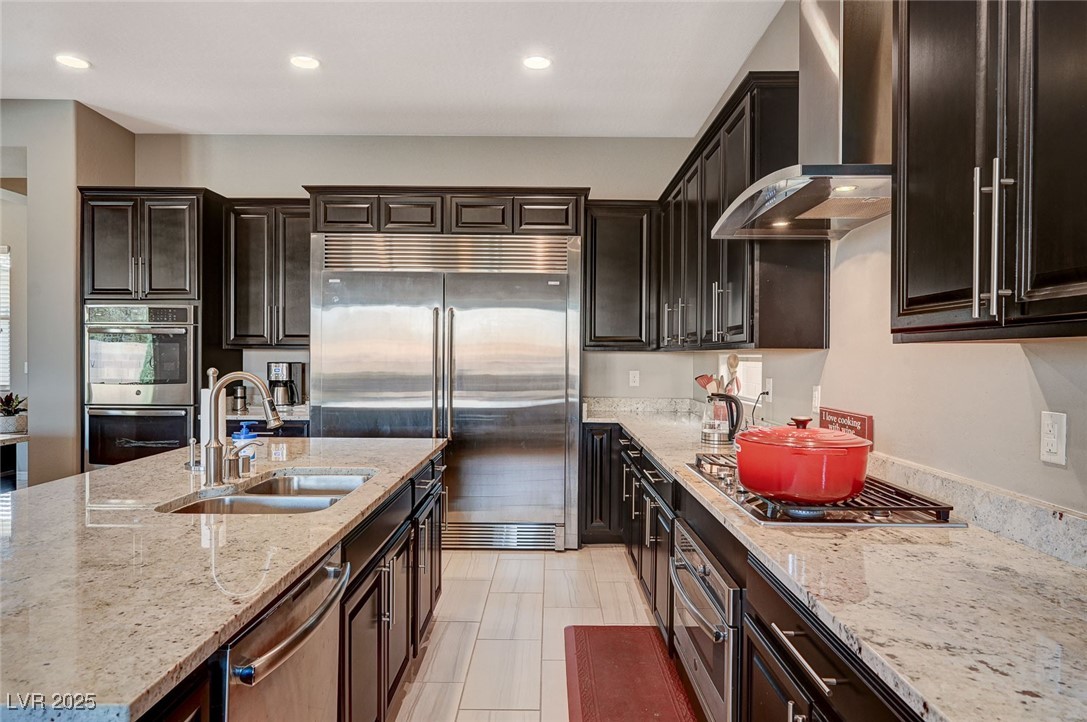 6332 Cascade Range Street Property Photo 19
