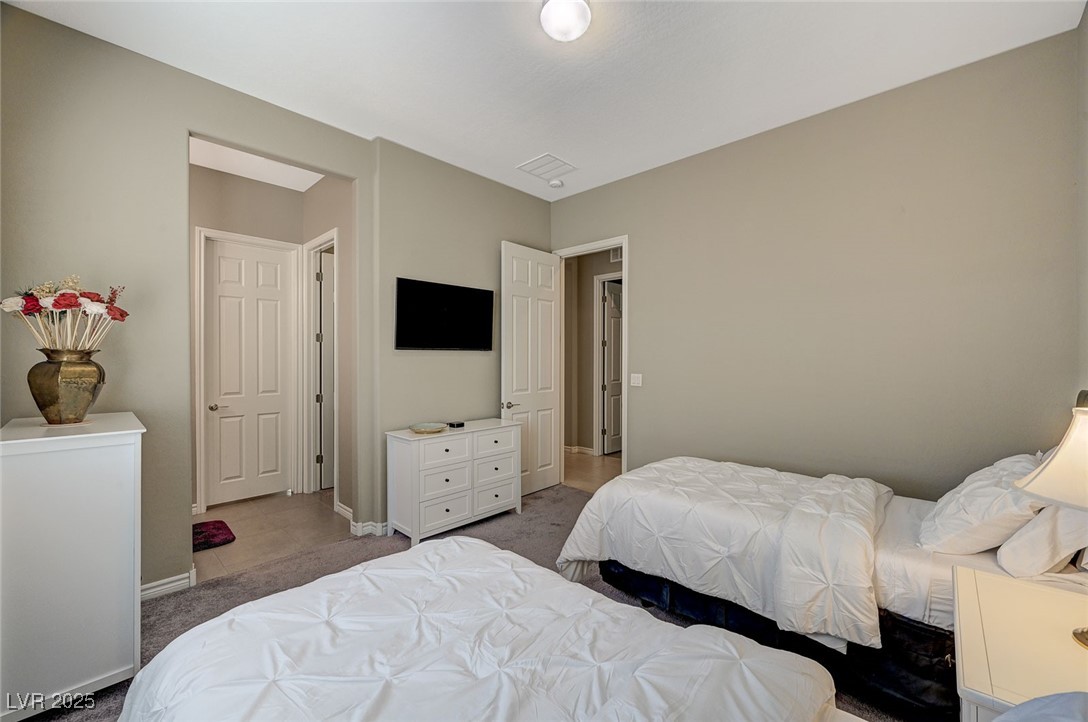 6332 Cascade Range Street Property Photo 41